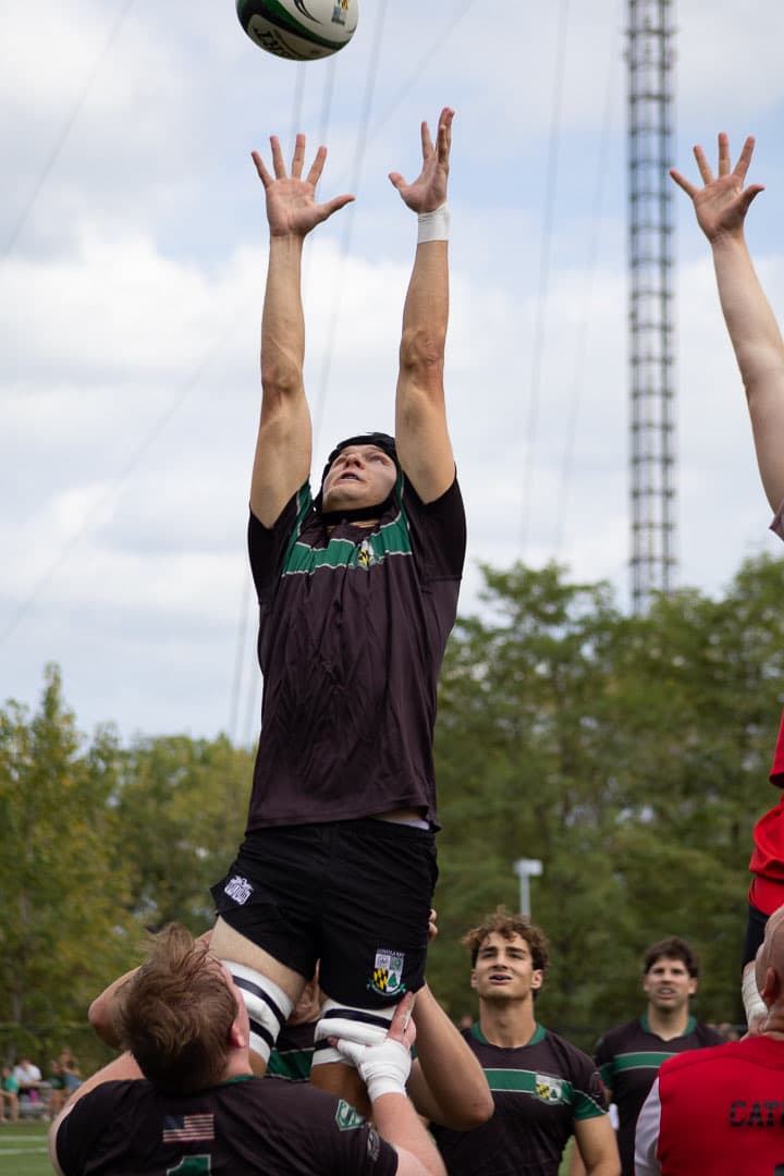 Lifting in the lineout