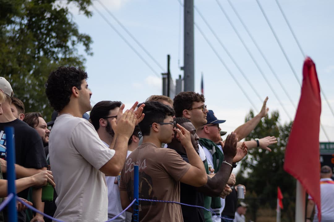 Students roaring it on