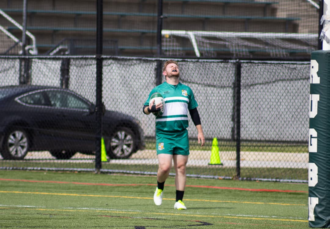 Running in to score